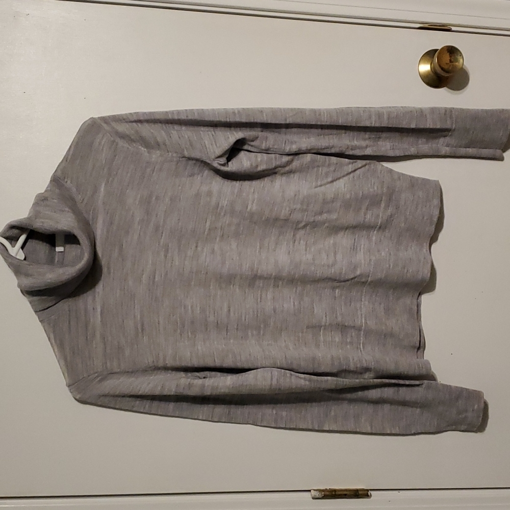 Gap women's S merino wool thinner grey turtleneck sweater
